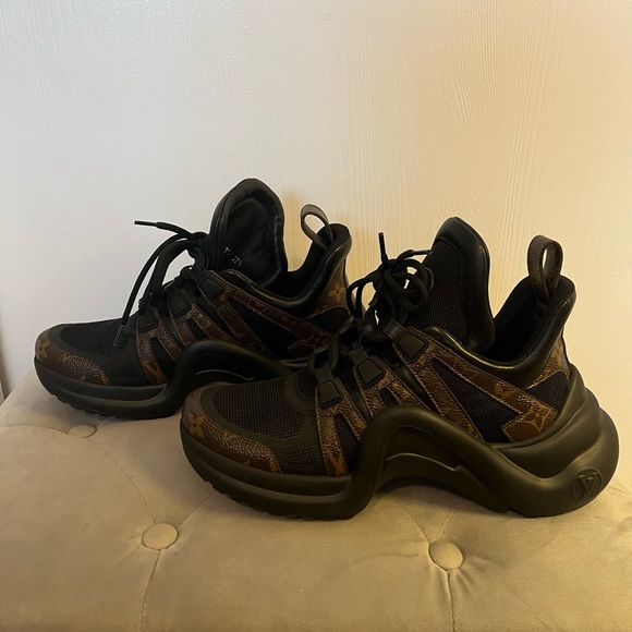 Louis Vuitton Brown/Black Nylon and Leather Archlight Sneakers